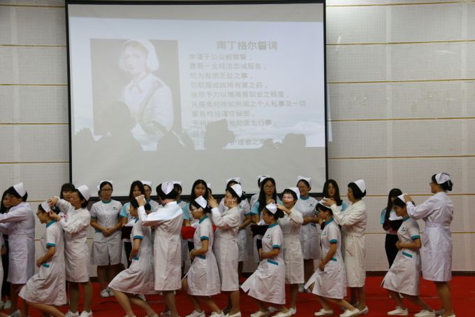 授帽.jpg